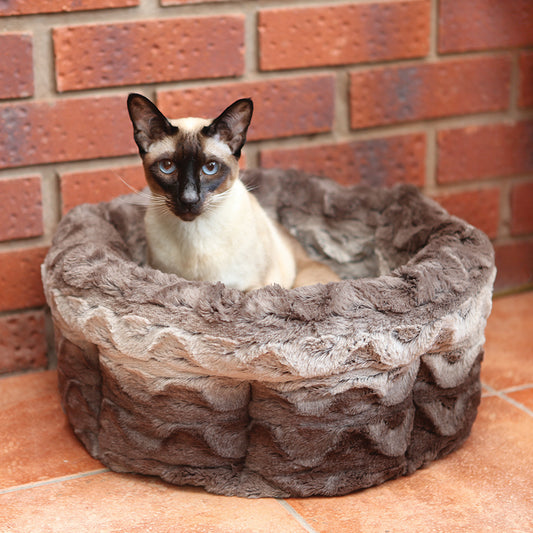 GREY/CREAM SNUGGLE PLUSH ROUND 15IN