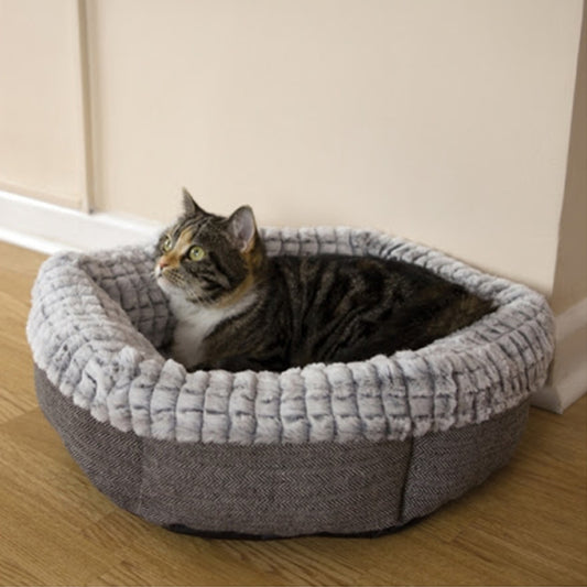 Tweed & Plush Bed 19 INCH