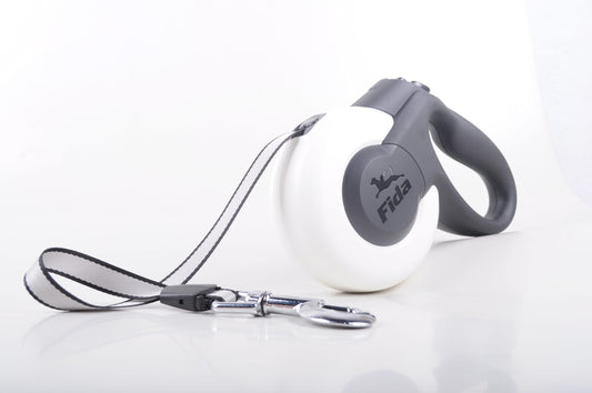 Fida Retractable Dog Leash White