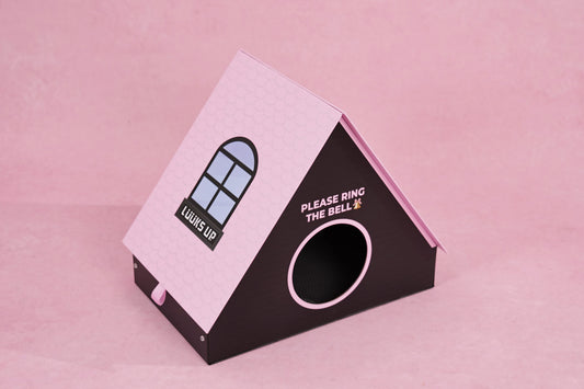 Luuks Up Sweet Home Cat Scratch House